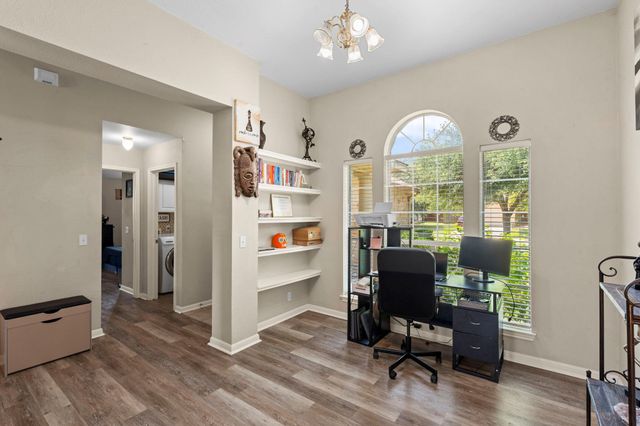 136 Atlantis, Kyle, TX 78640