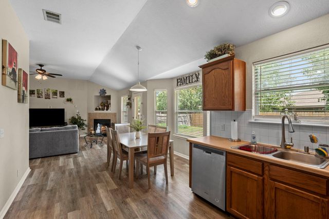 136 Atlantis, Kyle, TX 78640