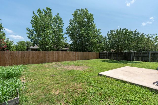 136 Atlantis, Kyle, TX 78640