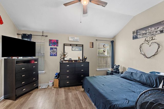 136 Atlantis, Kyle, TX 78640