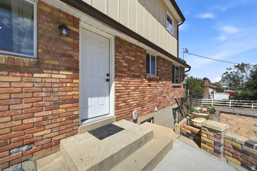 4468 N DROUBAY RD, Erda, UT 84074 — photo 4