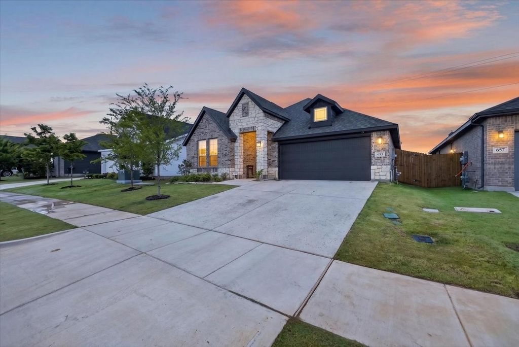 653 Godley Ranch Road, Godley, TX 76044