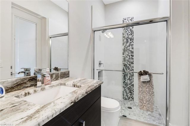 2215 SW 38th TER, Cape Coral, FL 33914