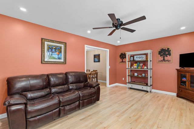 117 Goose Creek Drive, Goose Creek, SC 29445