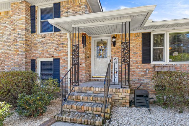 117 Goose Creek Drive, Goose Creek, SC 29445