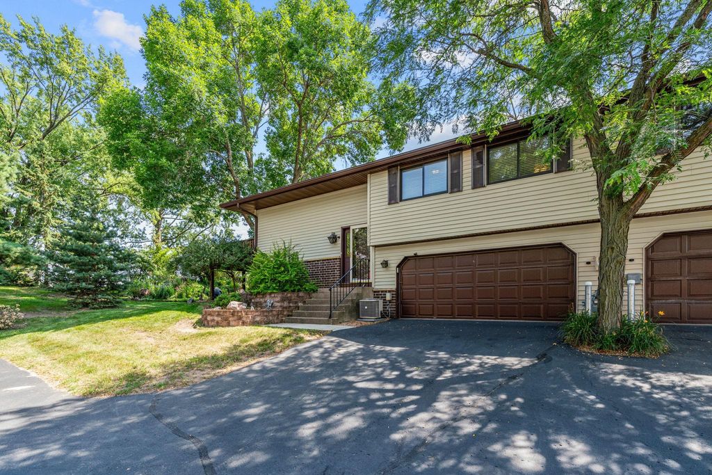 10717 Yukon Avenue S, Bloomington, MN 55438 — exterior