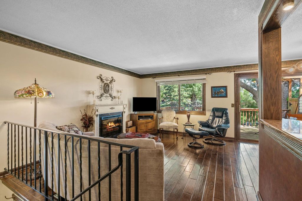 10717 Yukon Avenue S, Bloomington, MN 55438 — photo 3
