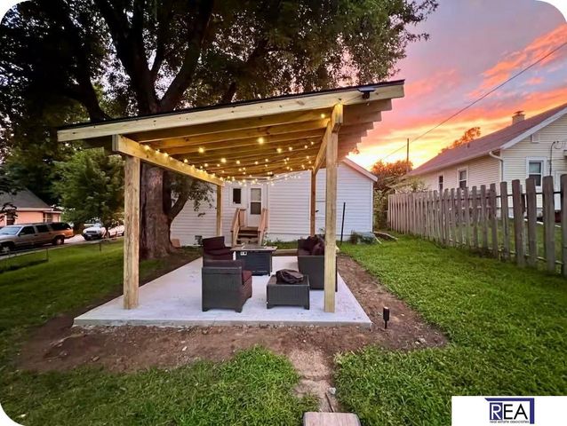 4005 S 36 Street, Omaha, NE 68107