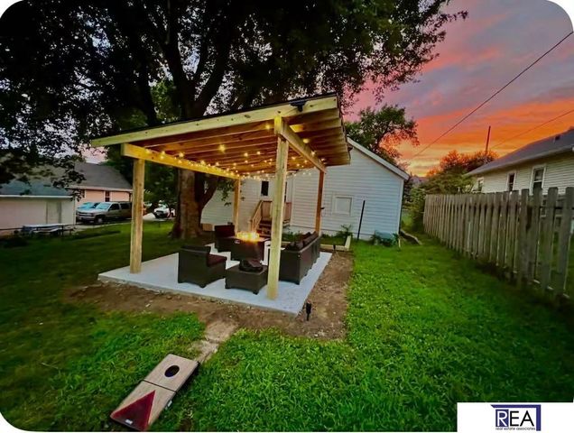 4005 S 36 Street, Omaha, NE 68107