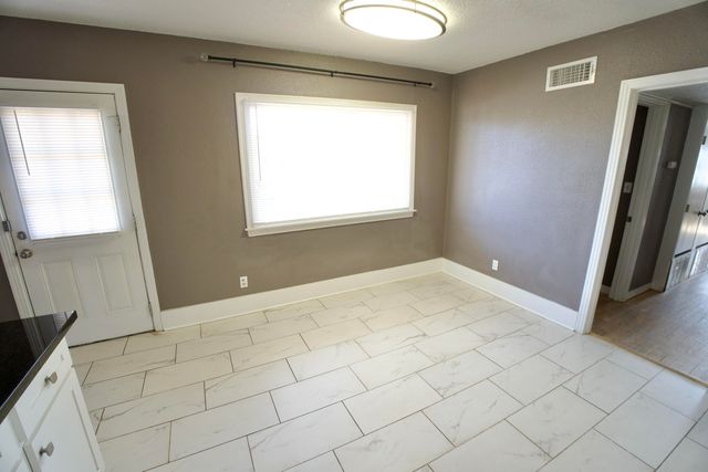 3605 27th Street, Lubbock, TX 79410