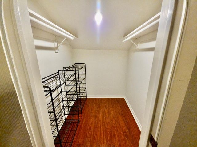 2500 Burleson RD 521, Austin, TX 78741