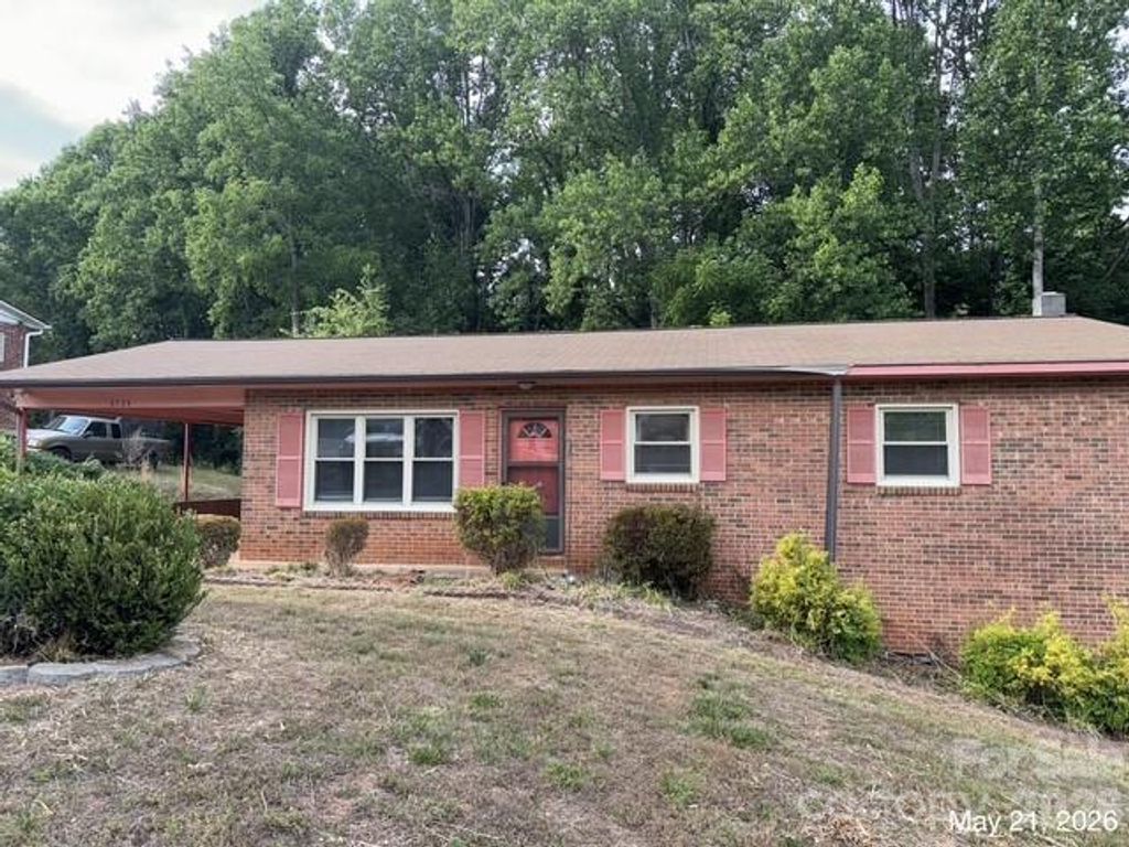 3734 N Lail Avenue, Morganton, NC 28655