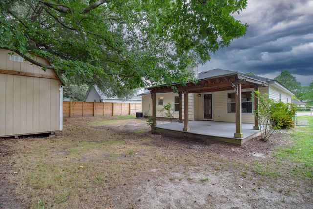 2418 Double Oak Drive, Charleston, SC 29414
