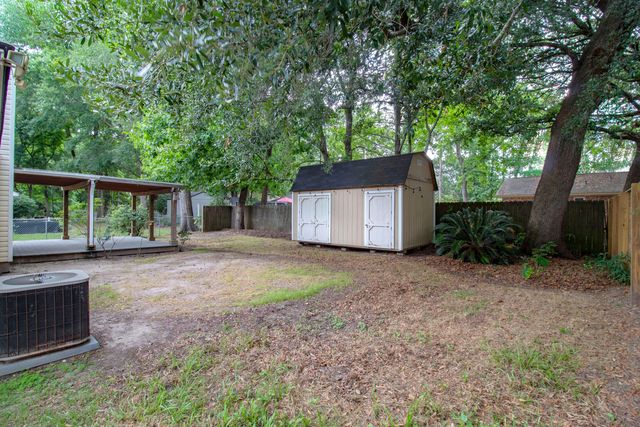 2418 Double Oak Drive, Charleston, SC 29414