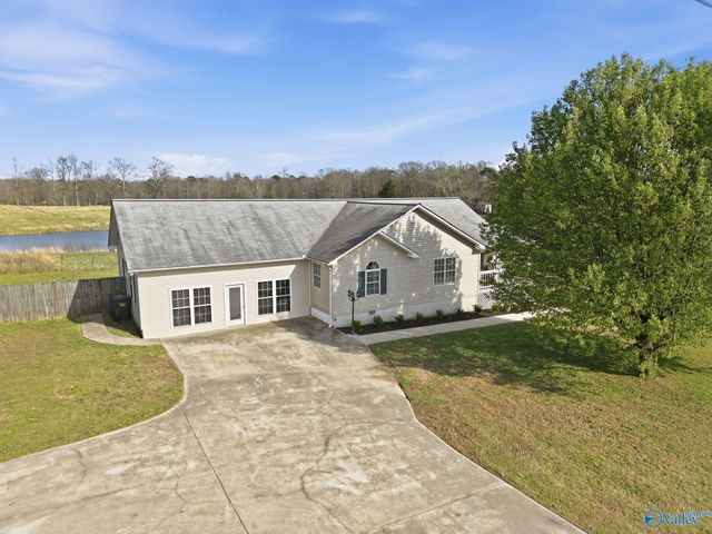41 Morgan Nelson Road, Falkville, AL 35622