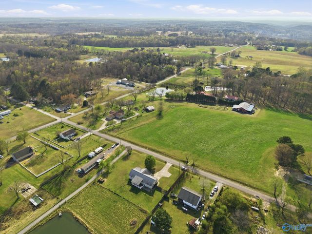 41 Morgan Nelson Road, Falkville, AL 35622