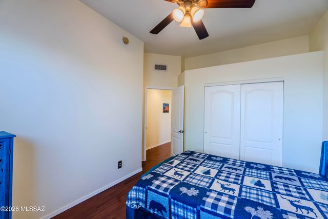 3630 N Raven Wash Drive, Tucson, AZ 85745