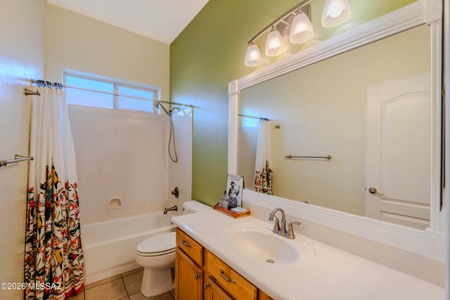 3630 N Raven Wash Drive, Tucson, AZ 85745