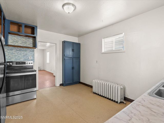 324 Victorian Avenue, Sparks, NV 89431