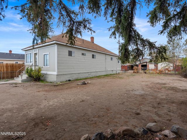 324 Victorian Avenue, Sparks, NV 89431