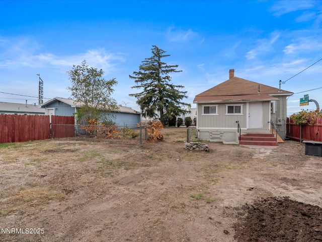 324 Victorian Avenue, Sparks, NV 89431