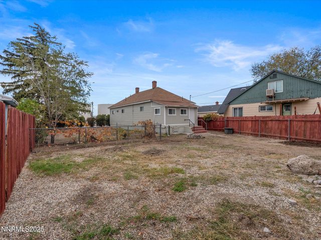 324 Victorian Avenue, Sparks, NV 89431