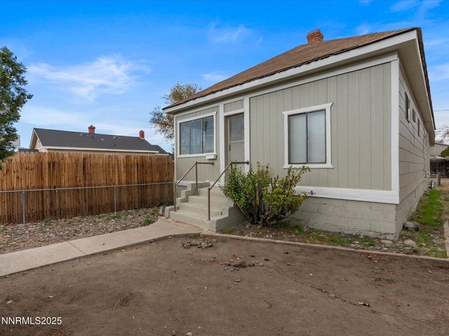 324 Victorian Avenue, Sparks, NV 89431