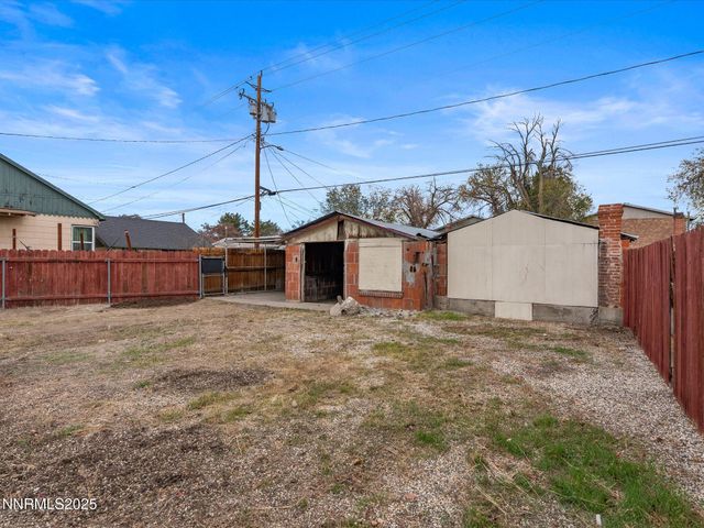 324 Victorian Avenue, Sparks, NV 89431