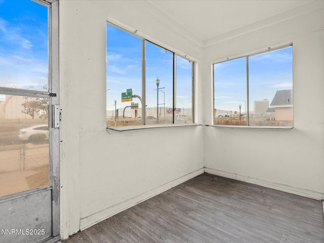 324 Victorian Avenue, Sparks, NV 89431