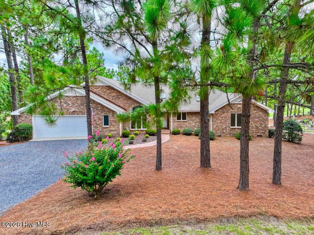 71 Deerwood Lane, Pinehurst, NC 28374