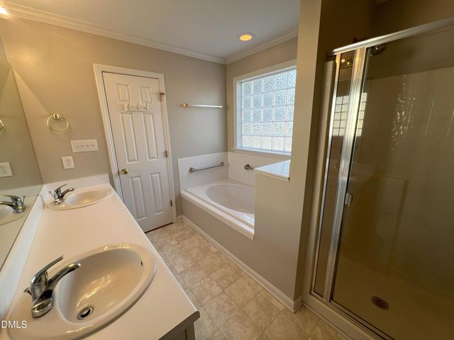 826 Shackleton Road, Apex, NC 27502