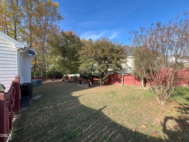 826 Shackleton Road, Apex, NC 27502