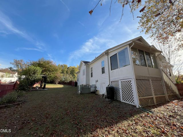 826 Shackleton Road, Apex, NC 27502