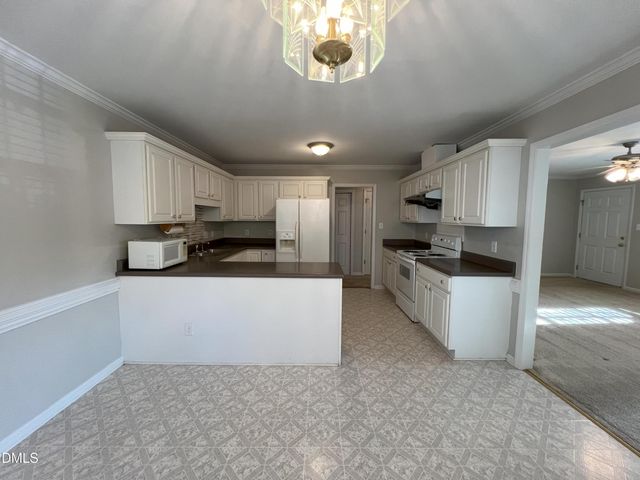 826 Shackleton Road, Apex, NC 27502