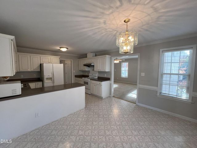 826 Shackleton Road, Apex, NC 27502