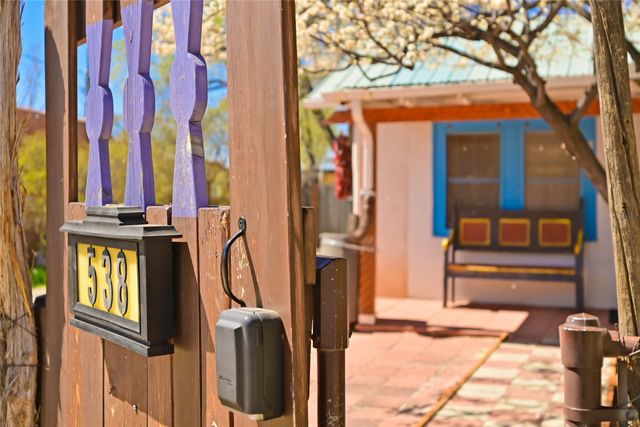 538 Onate Place, Santa Fe, NM 87501