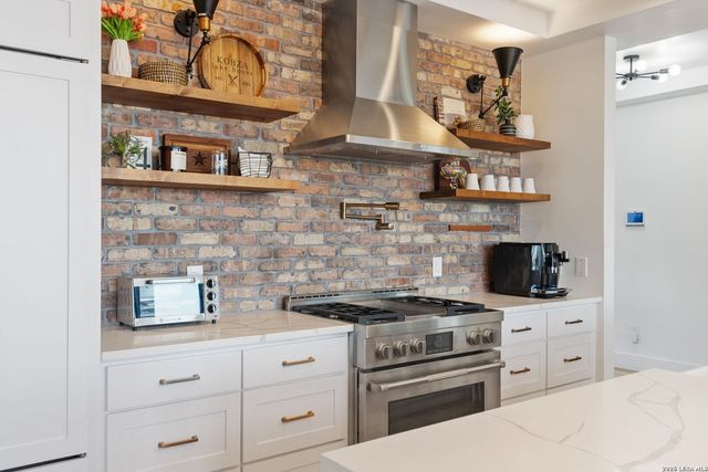 1700 Buffalo Gap, Austin, TX 78734