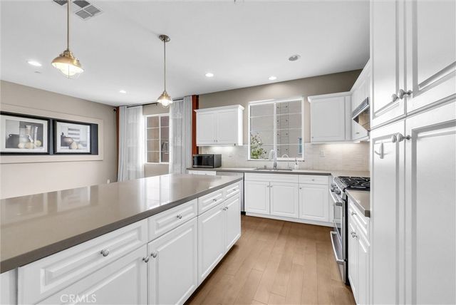 27 Larry Beard, South El Monte, CA 91733