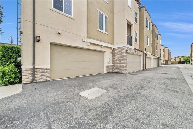 27 Larry Beard, South El Monte, CA 91733