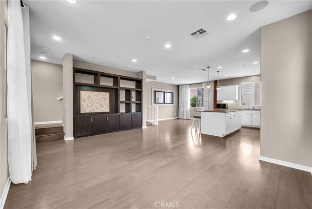 27 Larry Beard, South El Monte, CA 91733