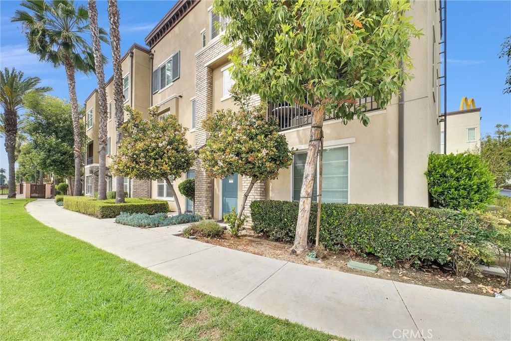 27 Larry Beard, South El Monte, CA 91733