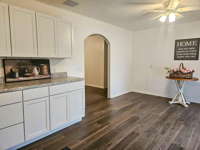 703 Washington Street, Mountain View, MO 65548