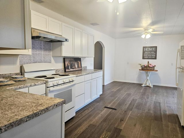 703 Washington Street, Mountain View, MO 65548