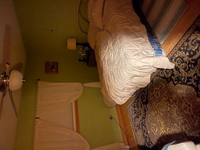 9256 N Parkside Drive, Des Plaines, IL 60016