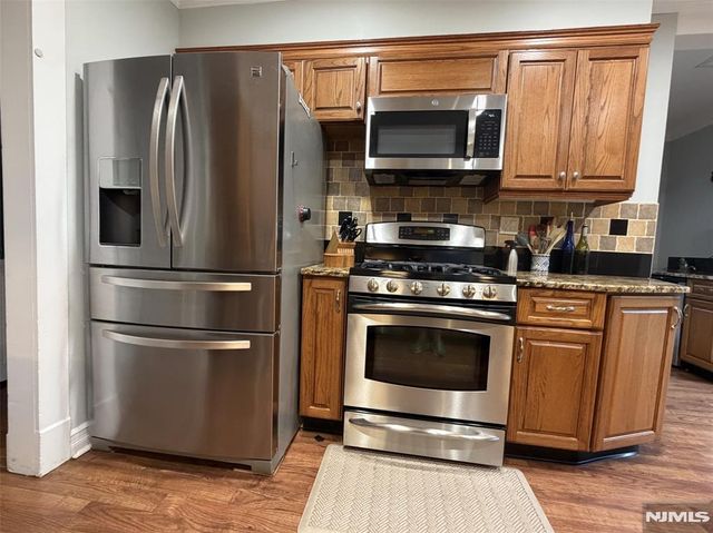 88 Edgemont Road, Montclair, NJ 07043