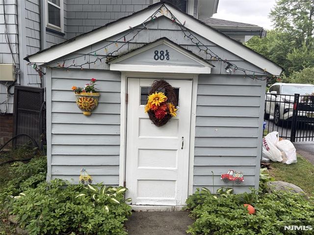 88 Edgemont Road, Montclair, NJ 07043
