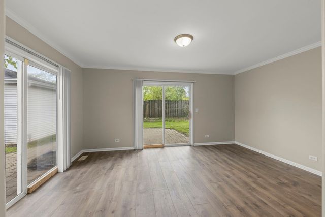 144 Garden Drive, Bolingbrook, IL 60440