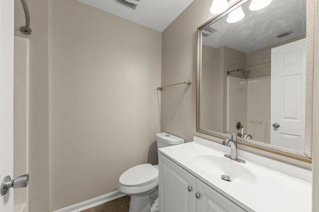 144 Garden Drive, Bolingbrook, IL 60440