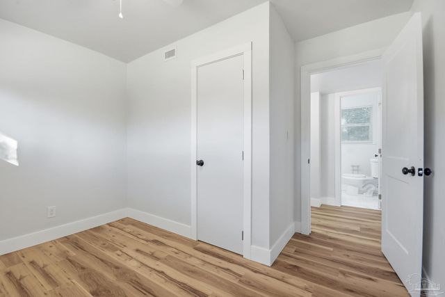 522 S Edgewood Cir, Pensacola, FL 32507