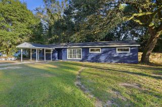 522 S Edgewood Cir, Pensacola, FL 32507
